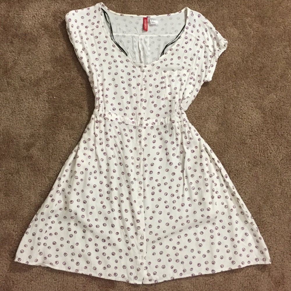 NWOT H&M Peace Sign Print Dress